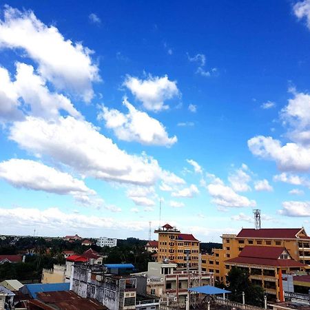 First Hotel Battambang Exteriér fotografie