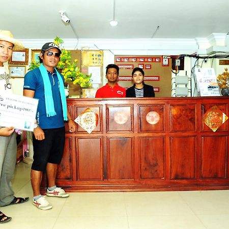First Hotel Battambang Exteriér fotografie