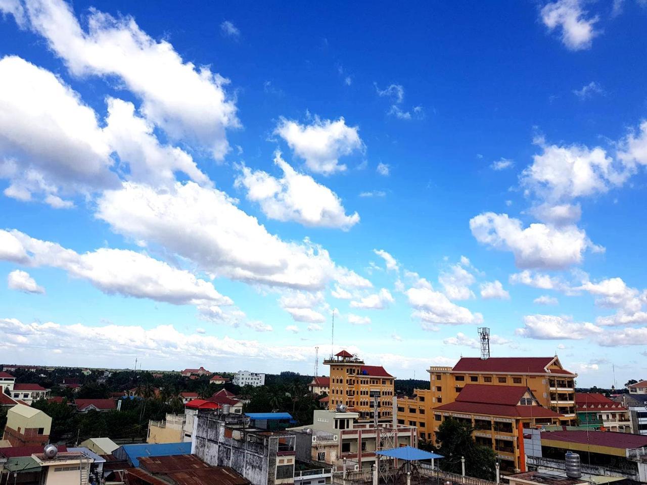 First Hotel Battambang Exteriér fotografie