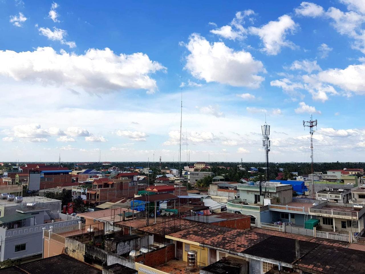 First Hotel Battambang Exteriér fotografie